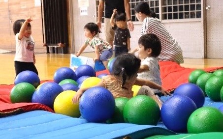 おやこひろば