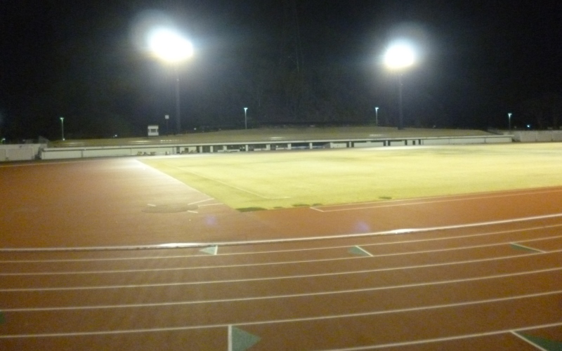 西ケ谷総合運動場陸上競技場