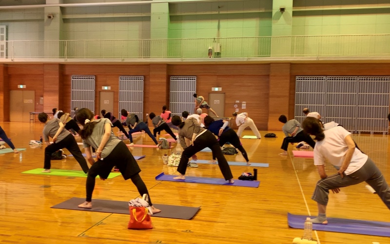鍛えて緩めてすっきりヨガ(清水清見潟公園SC)